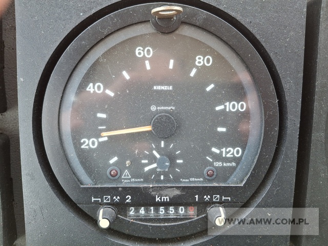 Autobus pasażerski AUTOSAN H-10.10 (przebieg 330152 km, ilość miejsc siedzących 43+1) 